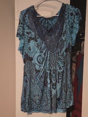 Apt. 9 Turquoise & Navy Paisley V-Neck Embellished Tunic